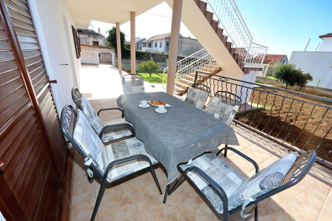 Apartmani Dubravka Bibinje Bagian luar foto