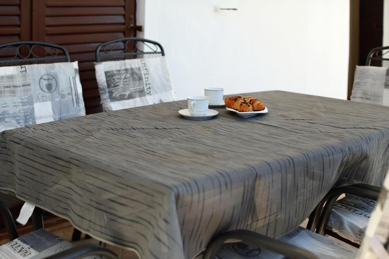 Apartmani Dubravka Bibinje Bagian luar foto