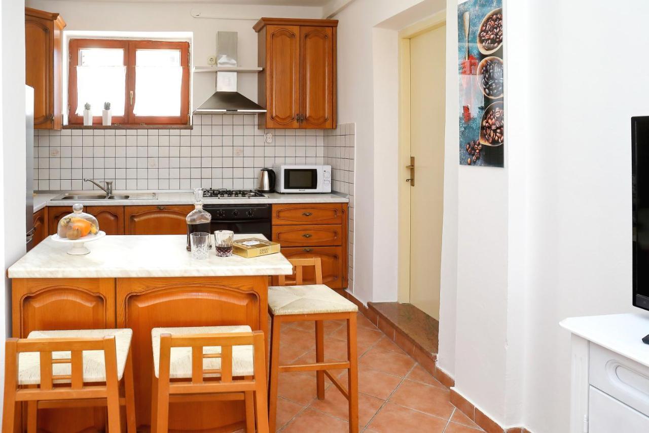 Apartmani Dubravka Bibinje Bagian luar foto