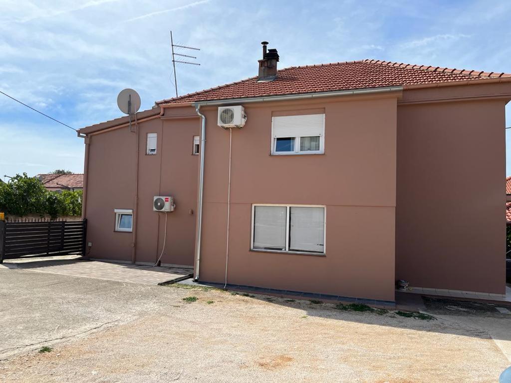 Apartmani Dubravka Bibinje Bagian luar foto